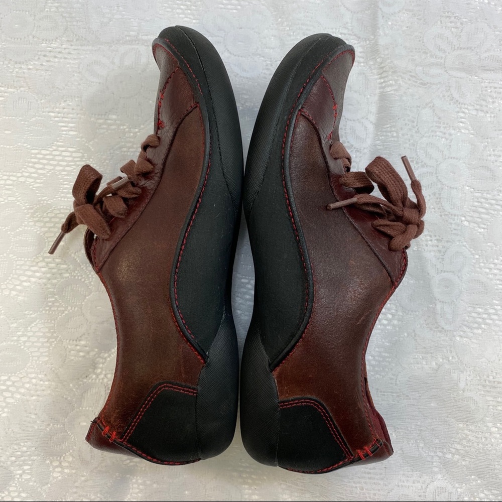 Clark’s Artisan Women’s Shoes Size 7 1/2 M Red color shade leather casual - Picture 6 of 8